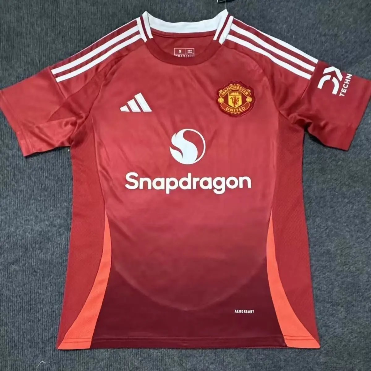 Design Football Jersey Collection Retro Soccer Jersey Multicolor — product photo 3