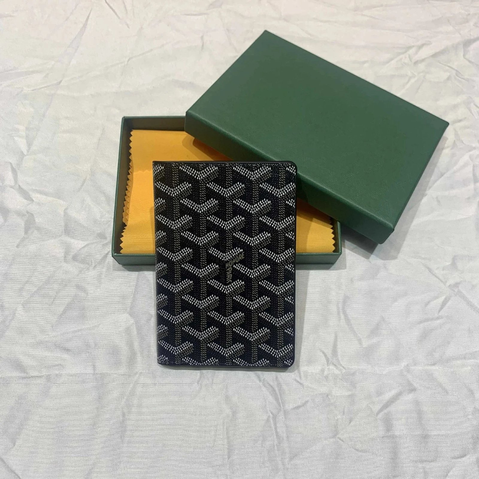 Goyard Passport Holder Classic Canvas Travel Accessory Black — product photo 2