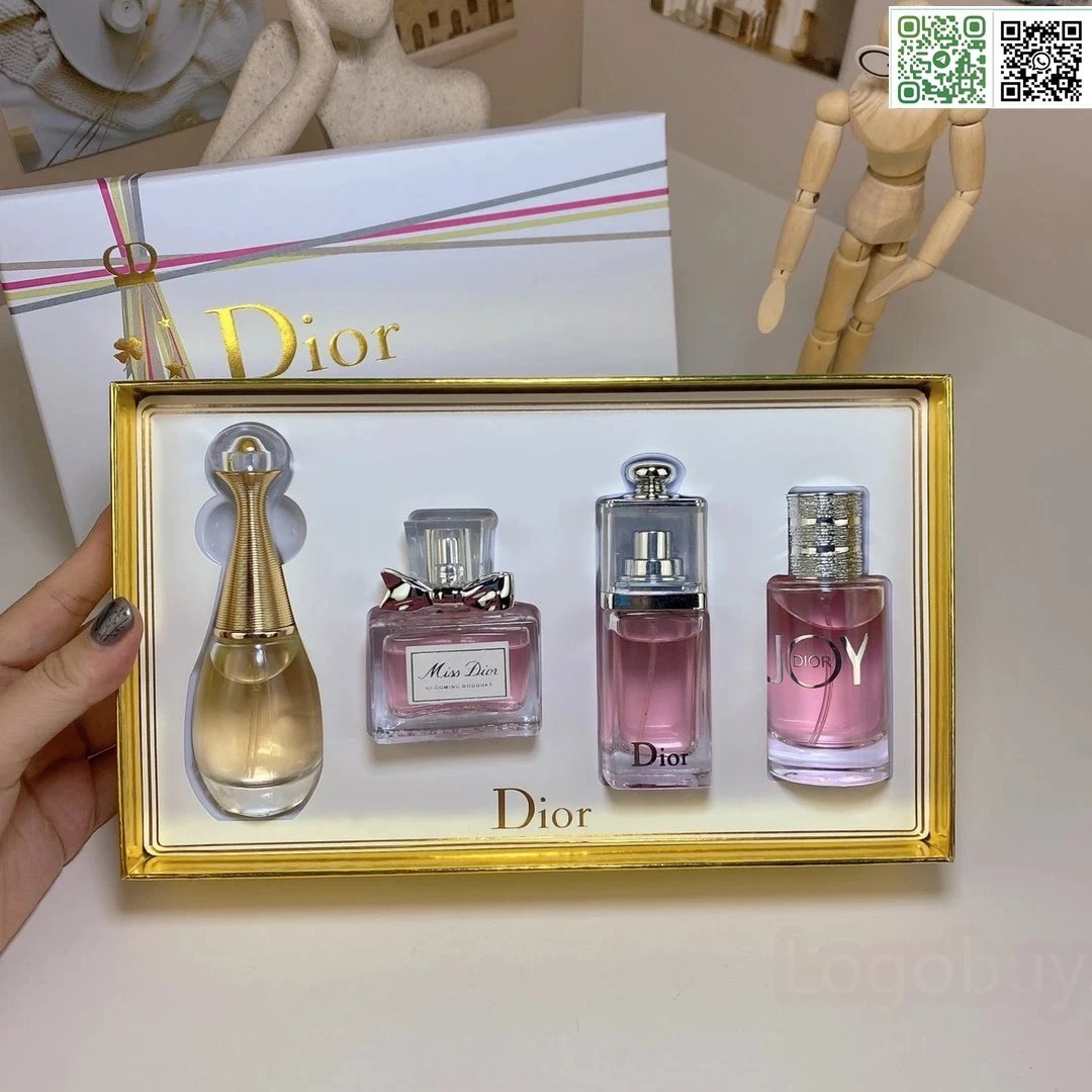 Dior Miniature Fragrance Gift Set Iconic Scents Perfume Set Multicolor — product photo 3