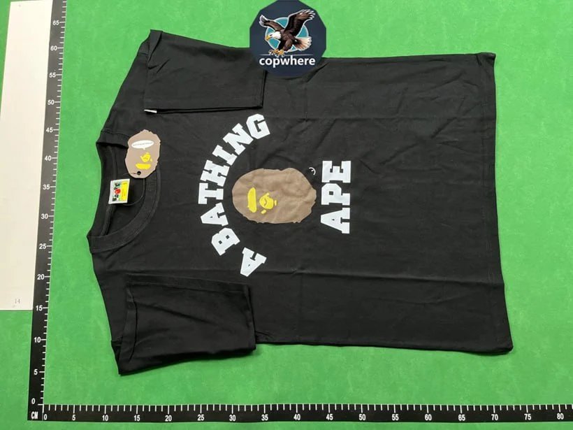 A Bathing Ape BAPE Camo Ape Head Graphic Streetwear T-Shirt White — product photo 2