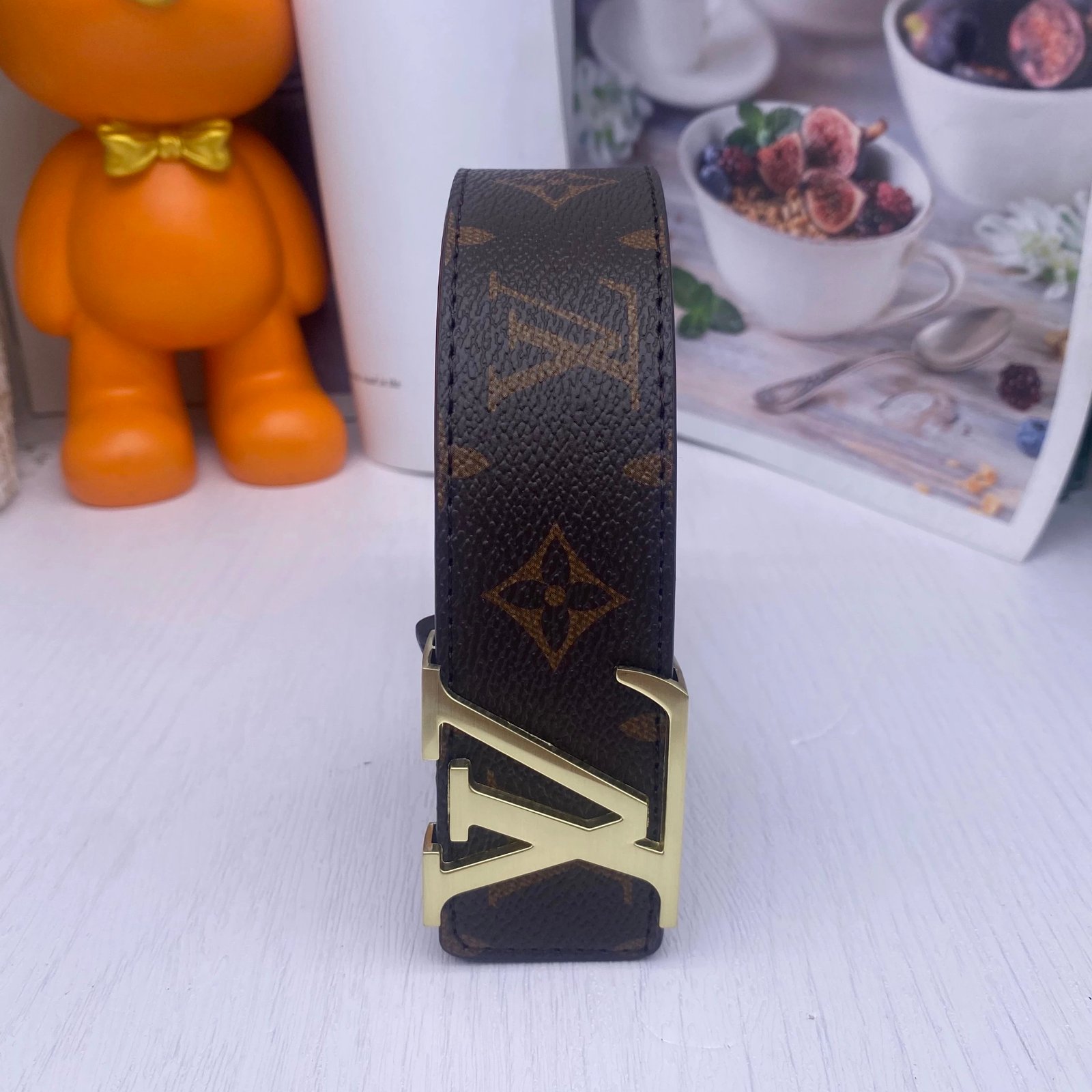 Louis Vuitton LV Initiales Classic Monogram Leather Belt Brown