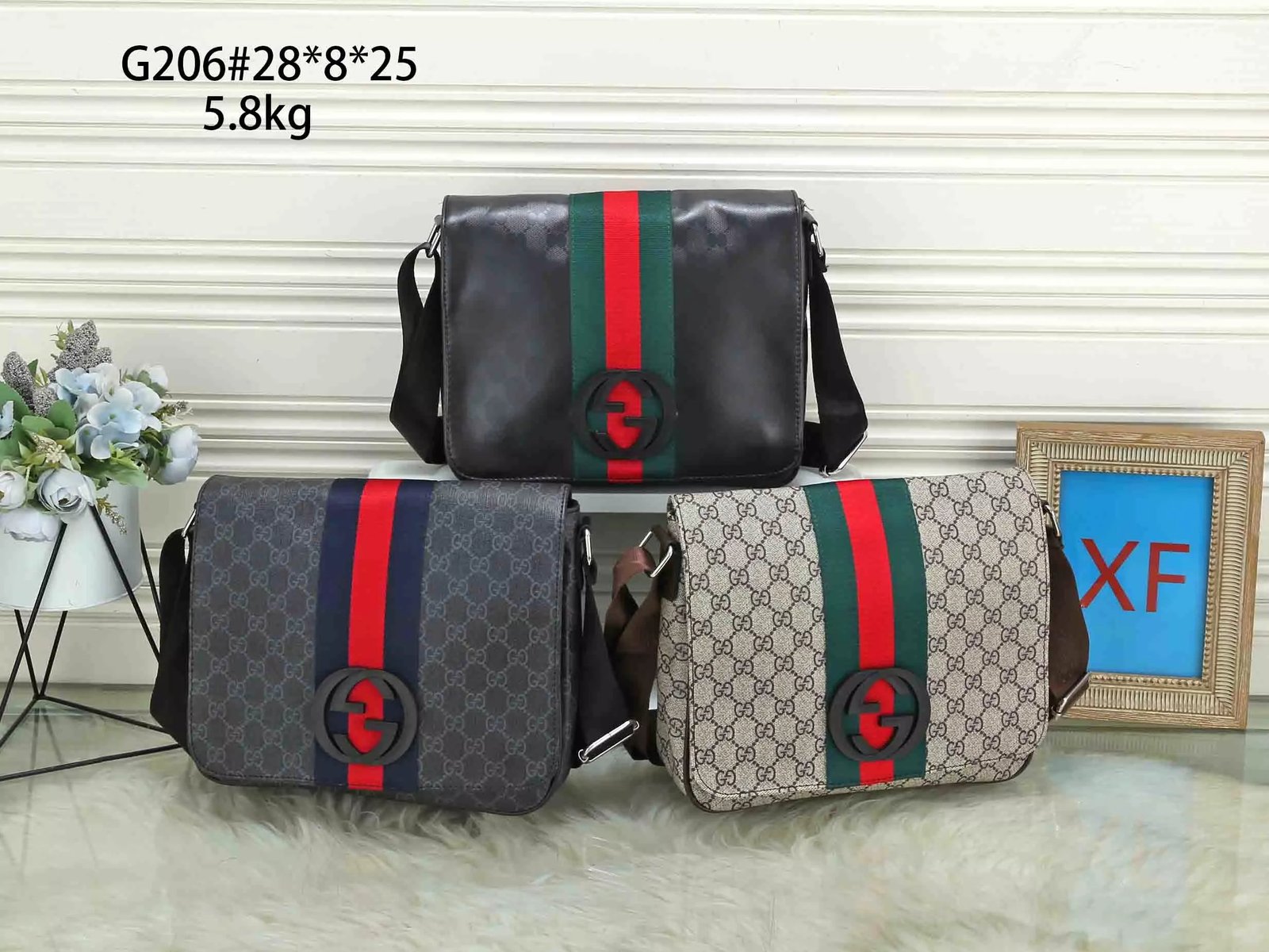 Gucci Interlocking G Messenger Bag Classic Canvas Crossbody Bag Multicolor